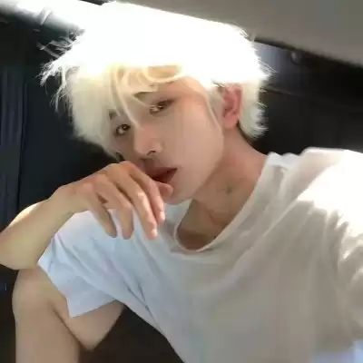 秦明凝